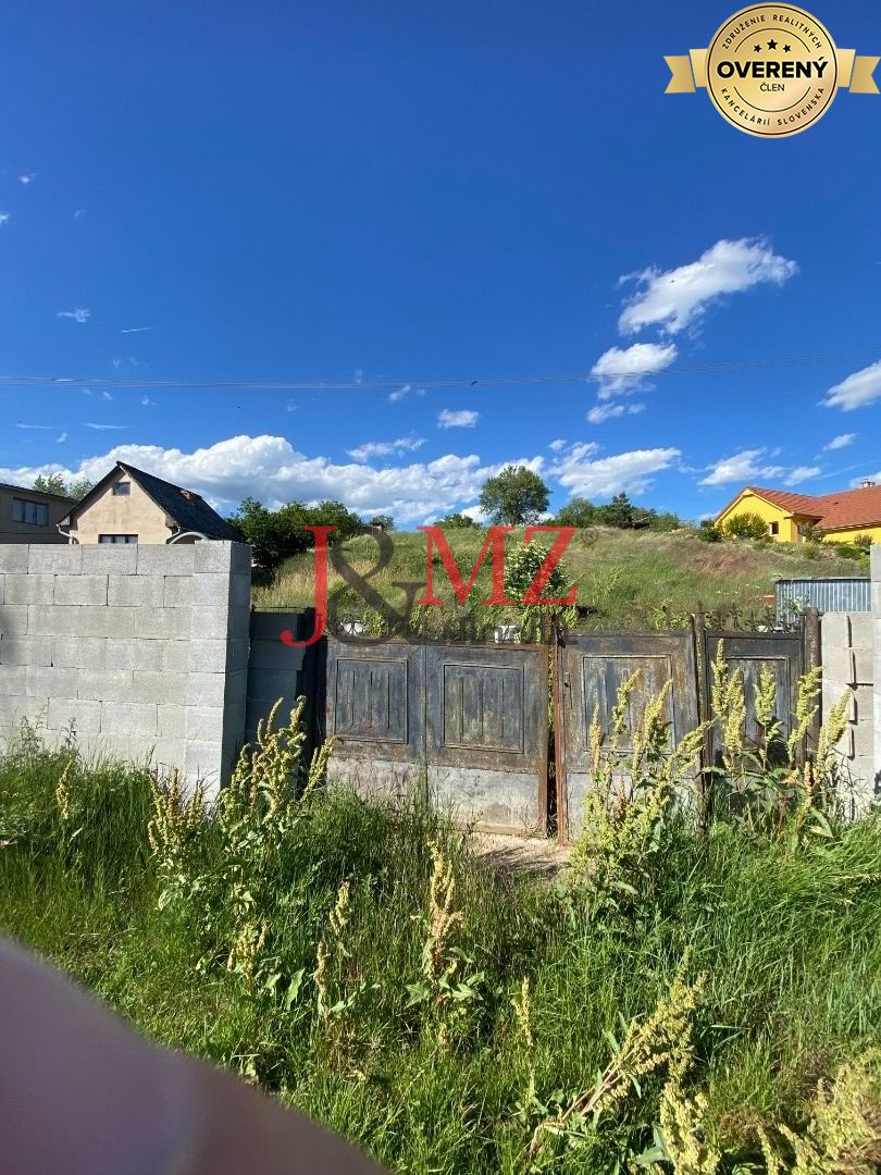 Stavebný pozemok - Krížny vrch Levice