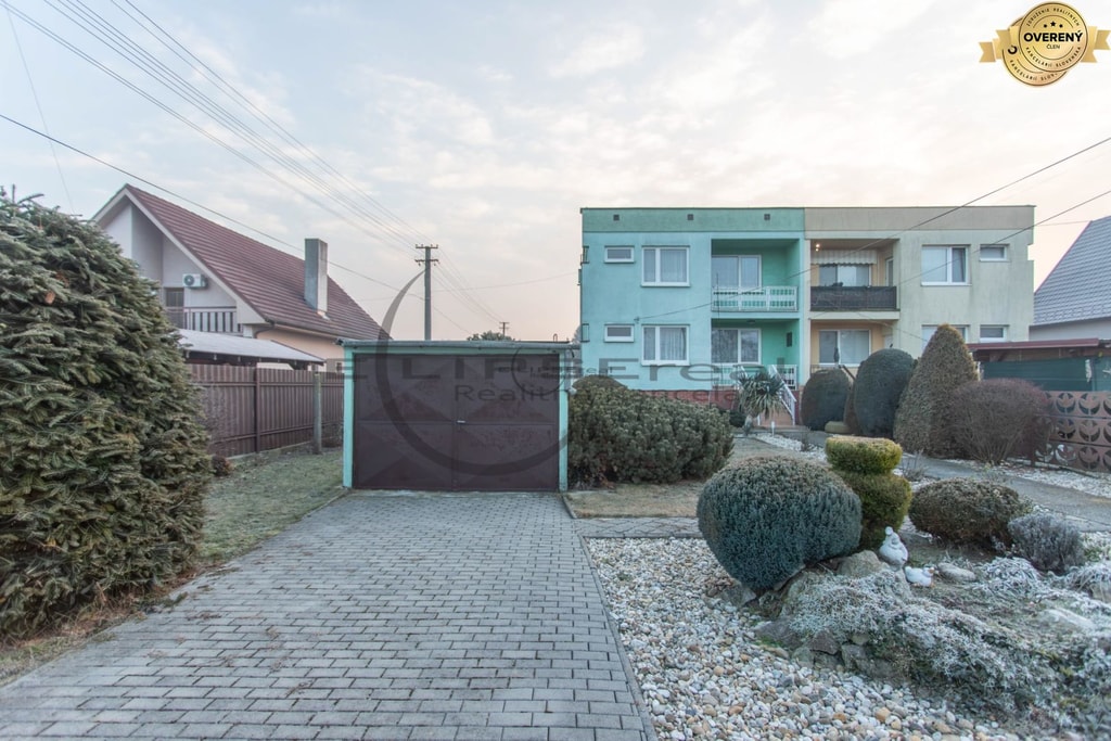 NA PREDAJ priestranný 4-izbový rodinný dom v Plaveckom Štvrtku 3