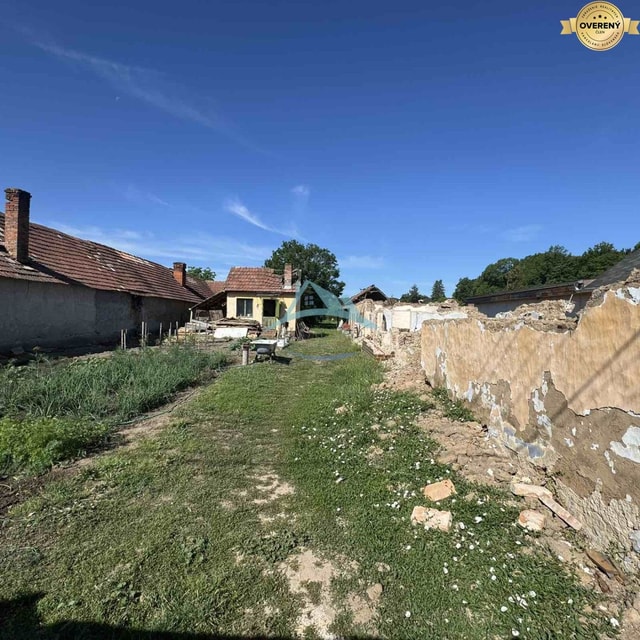 Stavebný pozemok 1719 m² s infraštruktúrou – Horné Semerovce (Dudince)
