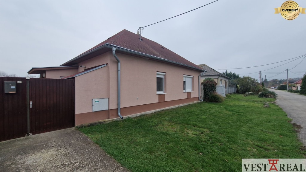 Na predaj 3 izbový rodinný dom Kajal 810m2 2
