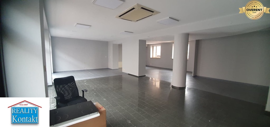 VOĽNÉ obchodné priestory na prenájom - Nové  Zámky 119 m2 3