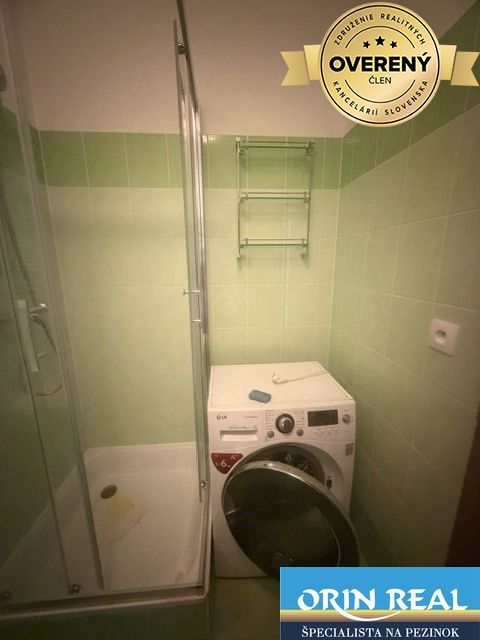 MALÁ GARSÓNKA  pre nenáročného klienta 5