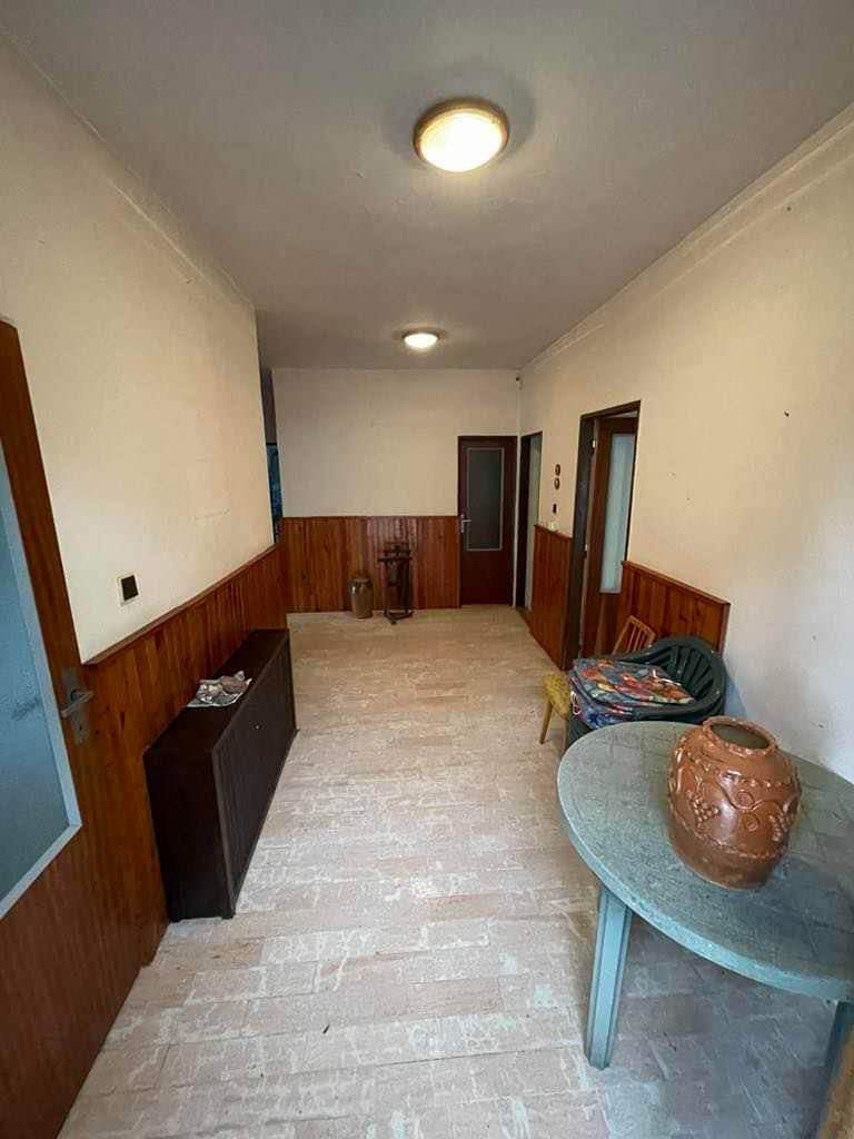 Miesto pre rodinný život – 4-izbový dom s garážou v Novej Bani. 4