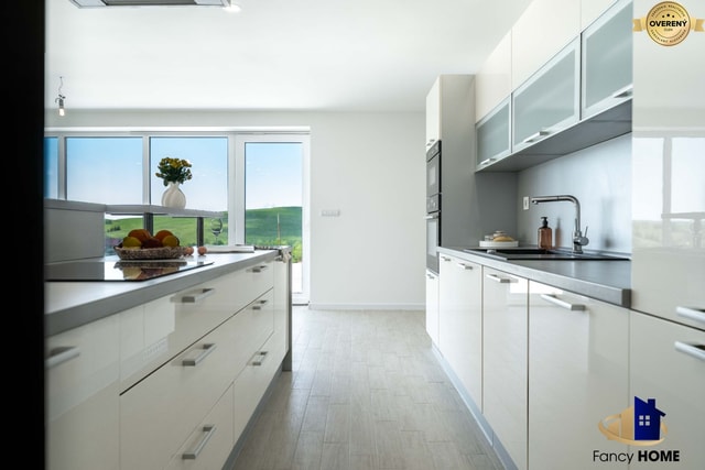 Moderný rodinný dom s terasou | pozemok 1 600 m2 | Jarabina
