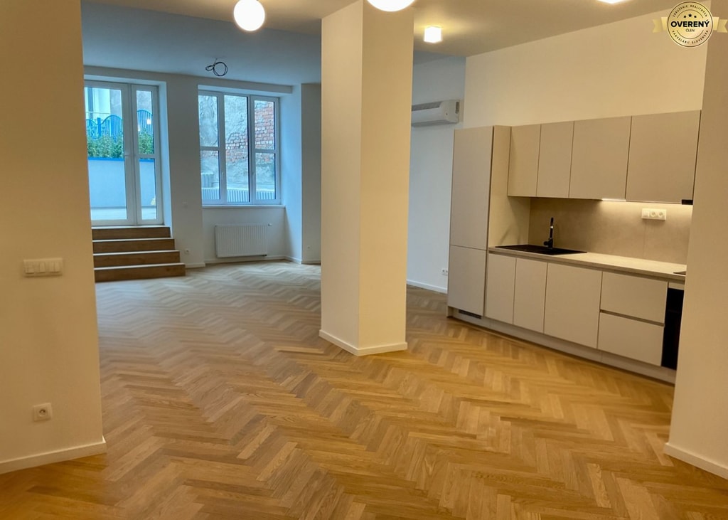 Babony TRE I PRENÁJOM NADŠTANDARDNÝ 2-IZBOVÝ APARTMÁN I STARÉ MESTO 3