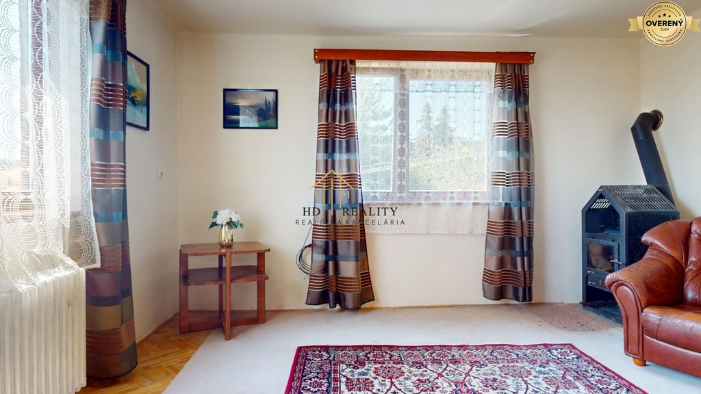 HD REALITY, prenájom, dvojizbový byt v rodinnom dome Banská Štiavnica 2