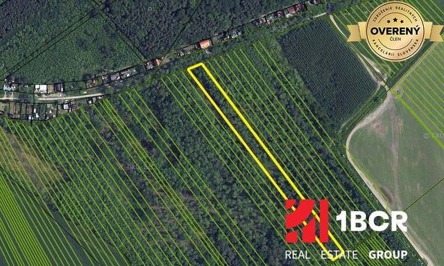 1.BCR | ORNÁ PÔDA, ŠIROKÝ POZEMOK, STUPAVA - MÁST