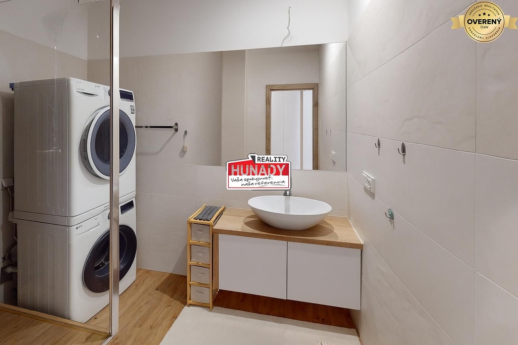 (56 m²) 2i BYT V CENTRE ZARIADENÝ + 2 PIVNICE 5