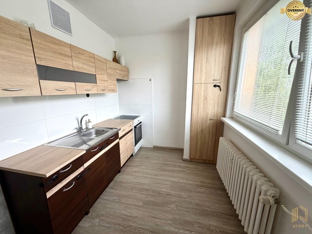 REZERVOVANÝ/ Na predaj 2 - izb. byt s lodžiou, Palárikova ul. Senica