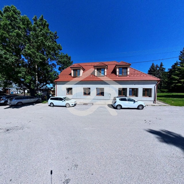 Na predaj penzión v Tajnej s parkovaním
