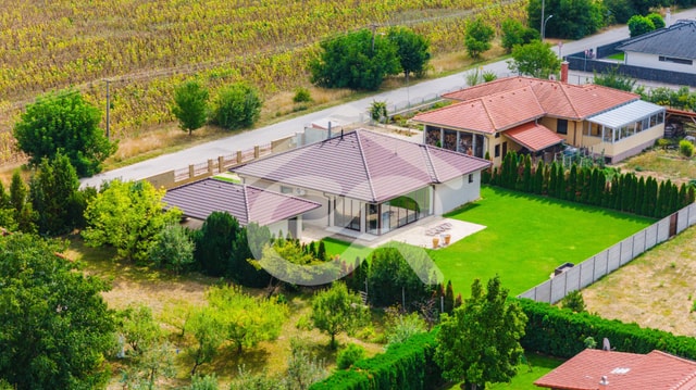 Na predaj 5i rodinný dom, novostavba, Vráble, pozemok 1200m2