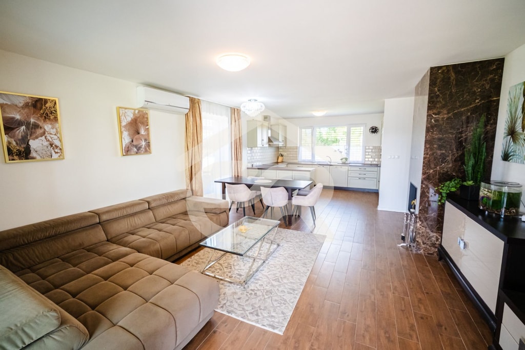 Na predaj 5i rodinný dom, novostavba, Vráble, pozemok 1200m2 5