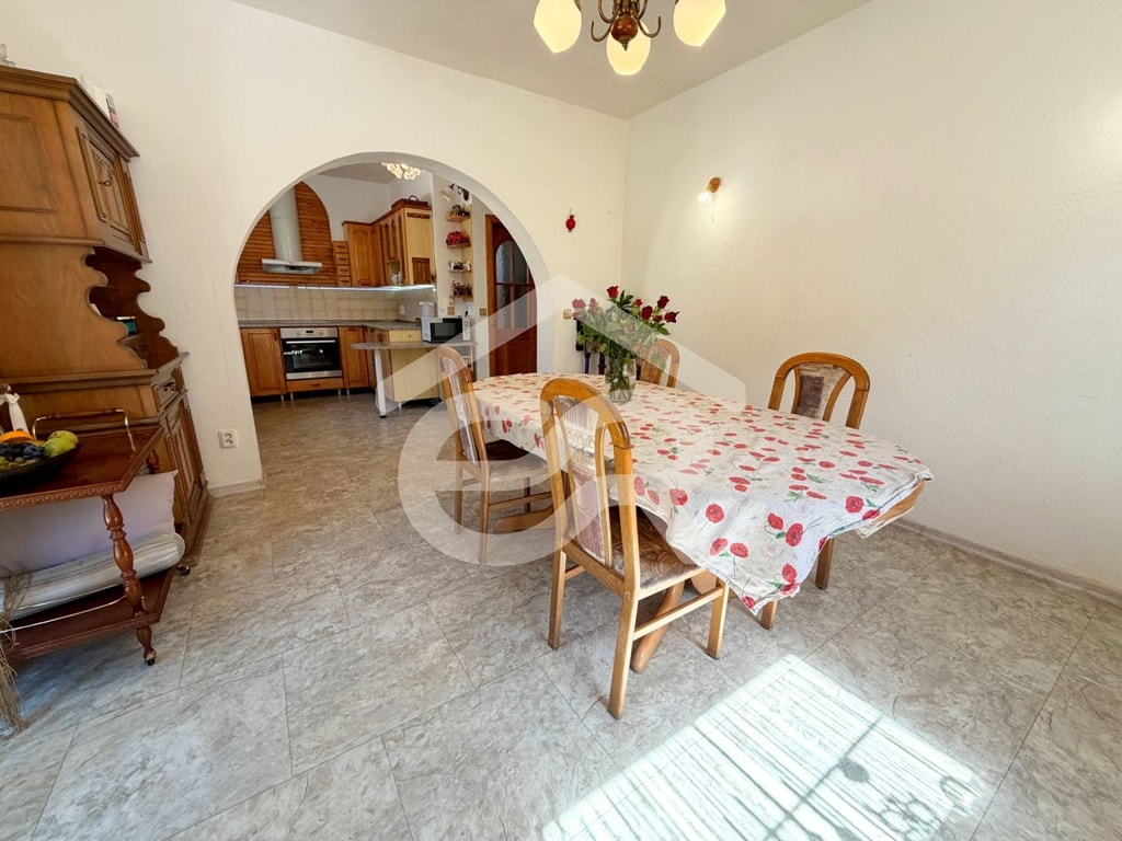 Na predaj 5i rodinný dom vo Vrábľoch, pozemok 1020m2, blízko centra 4