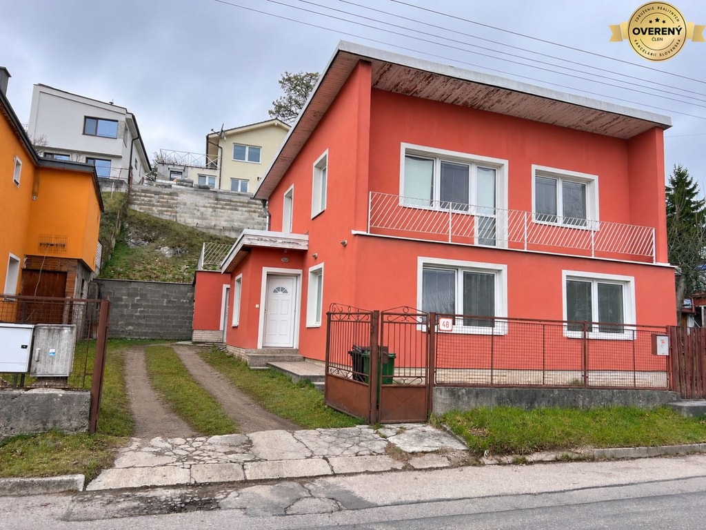 5-izbový rodinný dom s veľkou terasou – Ružomberok, Baničné 2