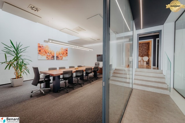 NA PRENÁJOM REPREZENTATÍVNE PRIESTORY 215,29 M2, STANICA – SOLIVARIA