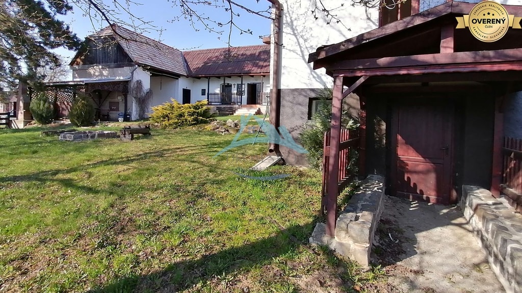 Dva vidiecke domy na pozemku 1,6ha D. Strehová (Prieloh), V. Krtíš. 5
