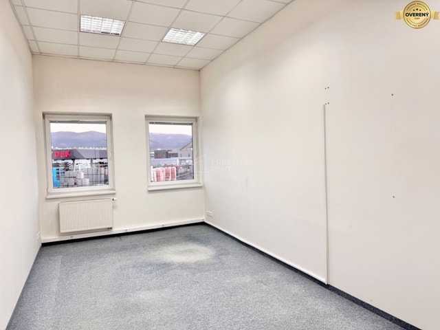 Prenájom kancelárského priestoru 31,2 m2 v priemyselnej zóne v Žiline
