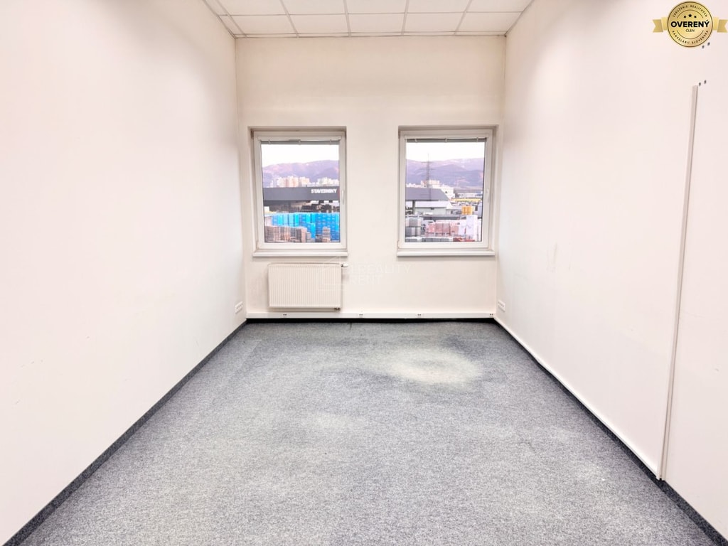Prenájom kancelárského priestoru 31,2 m2 v priemyselnej zóne v Žiline 2