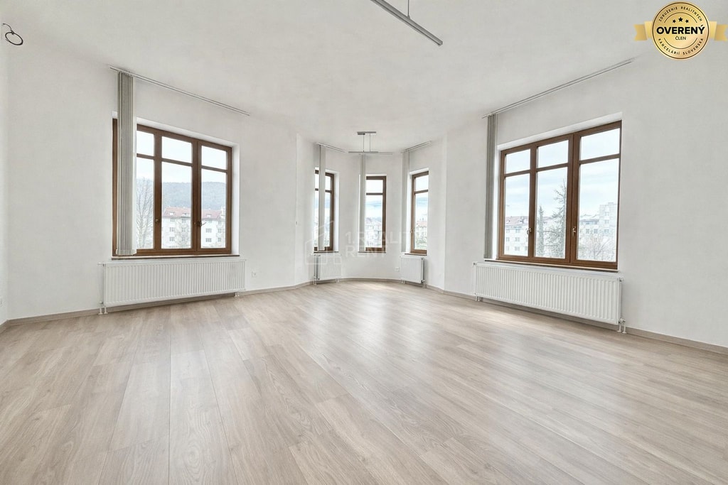 Reprezentatívne kancelárie na prenájom 205 m2 v centre Žiliny