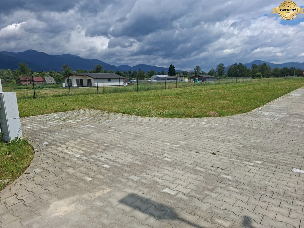 Skvelý pozemok pre RD v Sučanoch