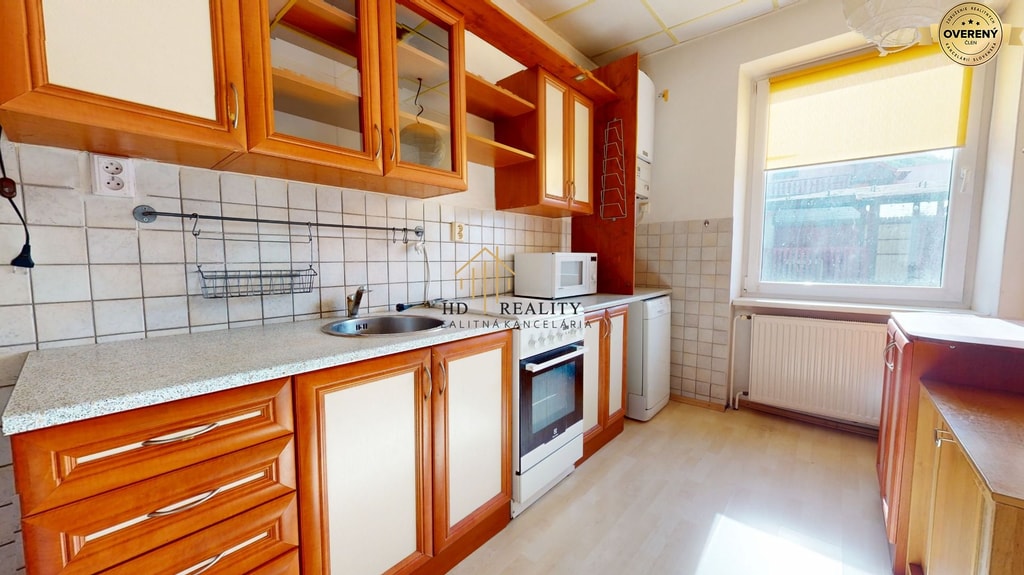 HD REALITY, predaj rodinný dom Uhlisko, s povolením na rekonštrukciu 3