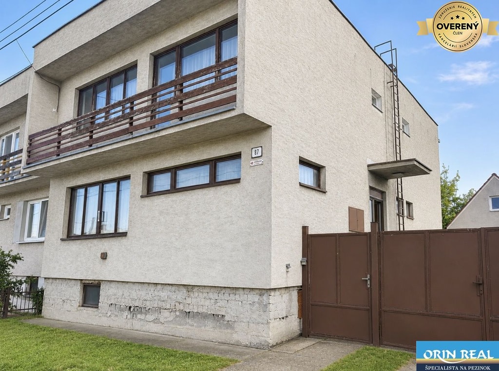 Priestranný 5izbový RD v Dolných Orešanoch 733m2 2