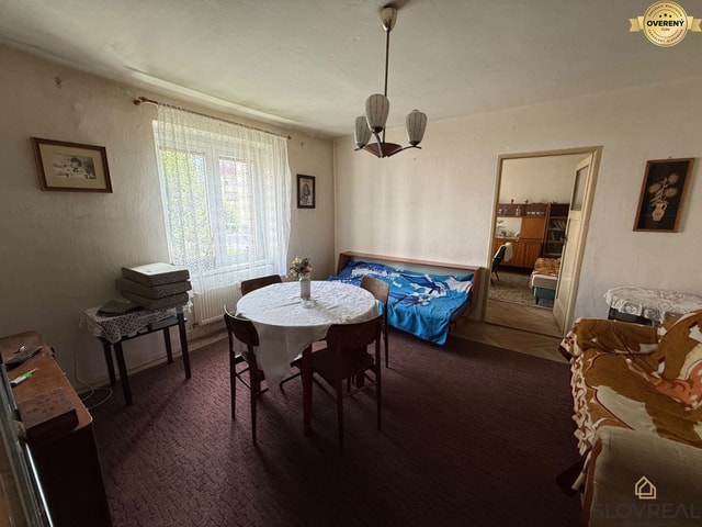 SlovREAL - na predaj 3i byt Levice, 73m2