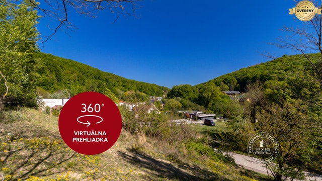 AXIS REAL | Pekný stavebný pozemok (859 m2) v Marianke