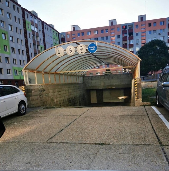 Garáž na  Rajeckej ulici