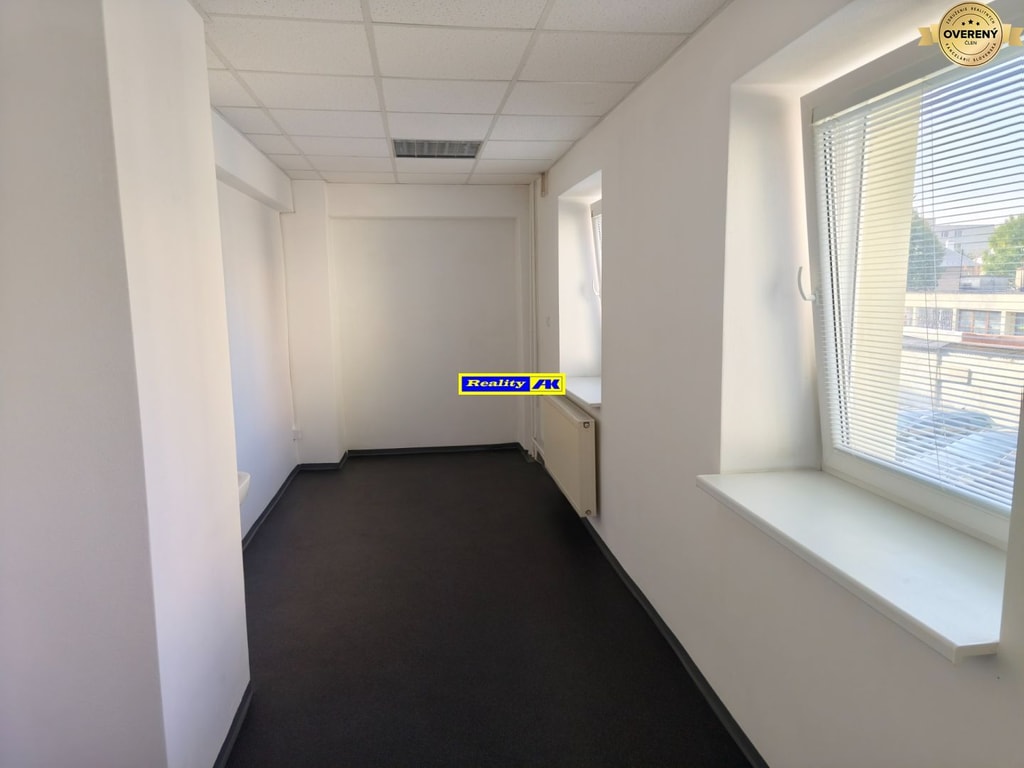Kancelária na prenájom 26,44 m2 Martin, výťah, bezbariérový prístup 2