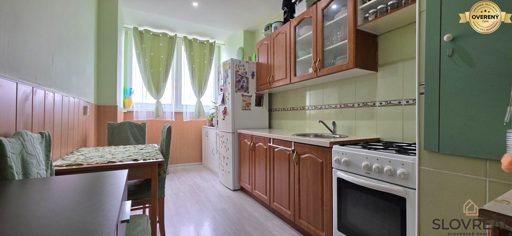 SLOVREAL - na predaj 2 izbový byt Žiar nad Hronom, 50 m2
