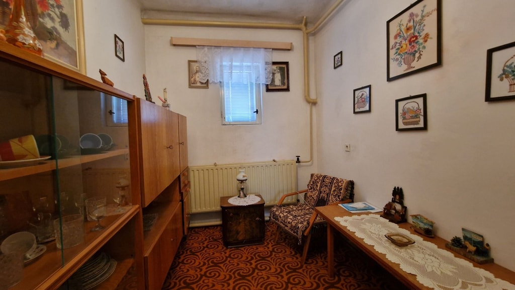Rodinný dom s pozemkom 1857 m² v tichej uličke obce Zemplínsky Branč 5
