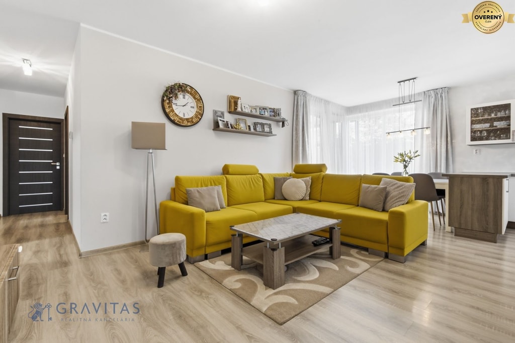 GRAVITAS | Zariadený 3 izb.byt, 229 m2 záhrada- 2 parkovacie miesta 4