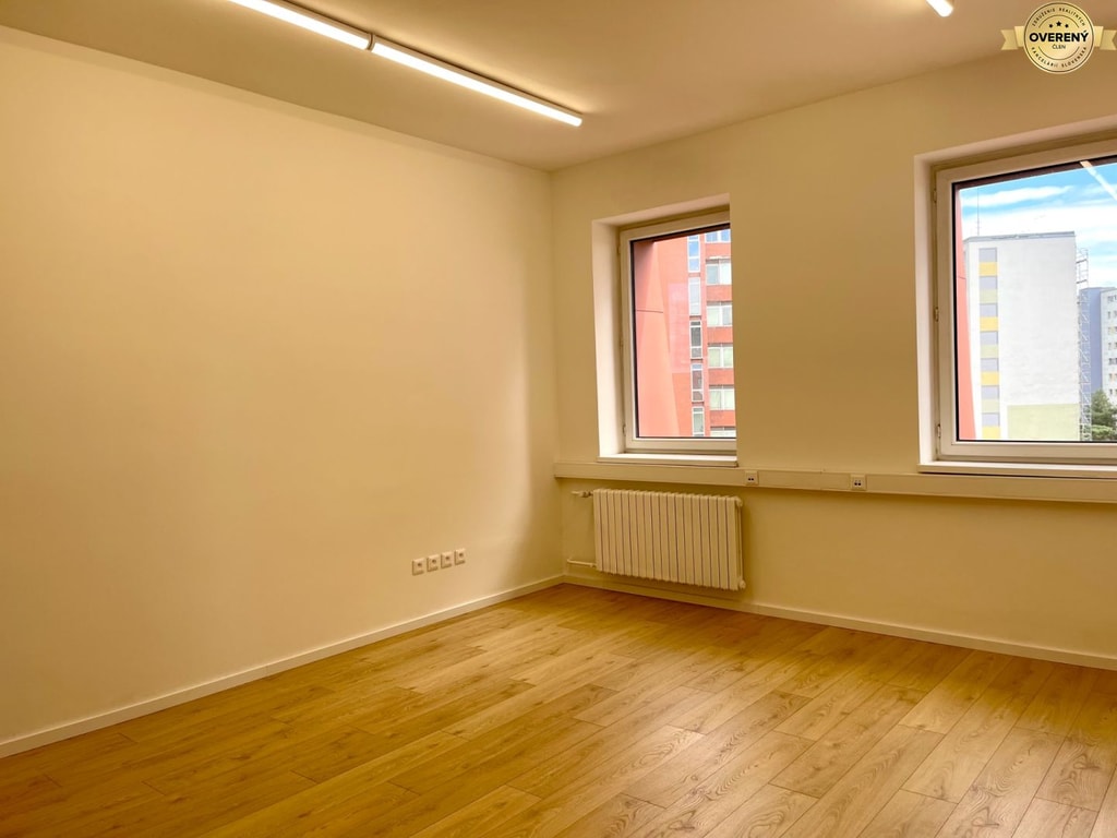 BABONY TRE I Prenájom kancelárií od 20 m² v blízkosti Tehelnej 4