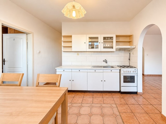 Priestranný 3-izbový byt 74 m², balkón, Družba, Trnava