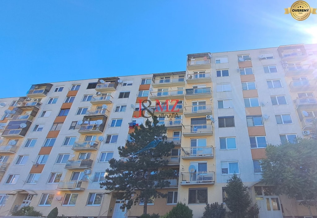 Garsónka  21,50 m2 s pivnicou, ul. P.O.Hviezdoslava, Levice 2