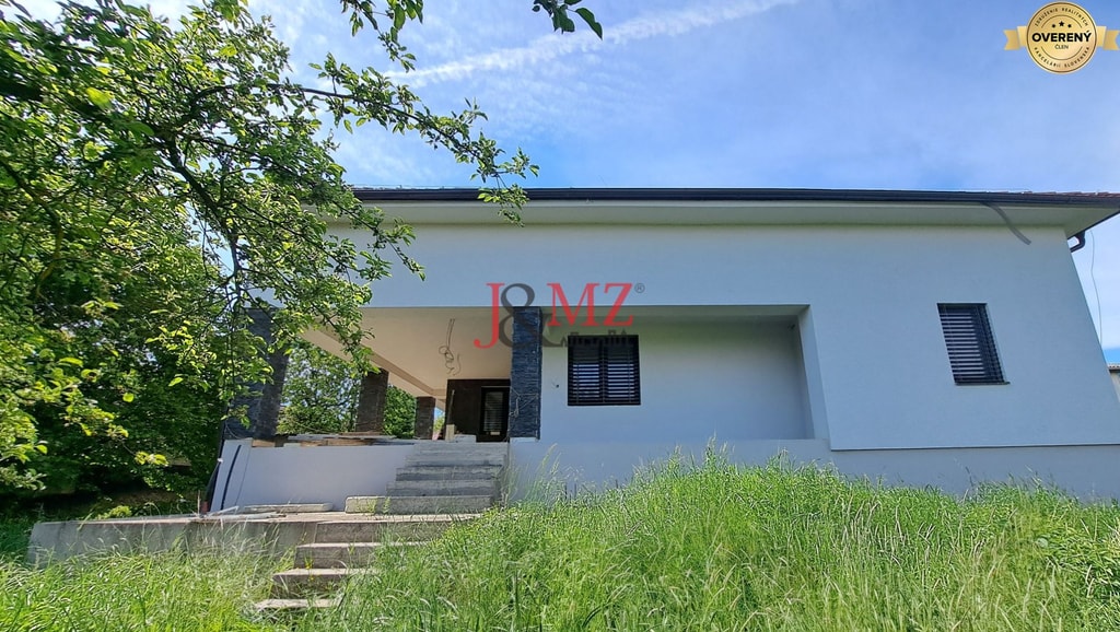 Rodinný dom, garáž a záhrada 2.600 m2, Žemberovce, Dohoda možná 3