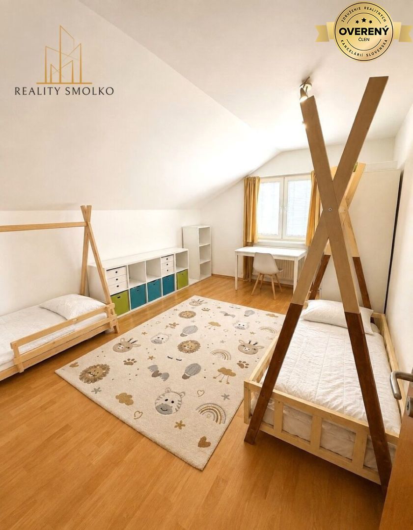 KOMFORT S VLASTNÝM BAZÉNOM 3-izbový byt v rodinnom dome (Prešov – Soli 5