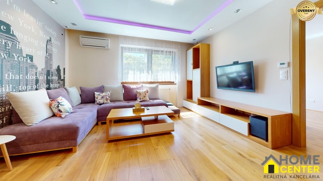 NA PRENÁJOM MODERNE ZREKONŠTRUOVANÝ 3 IZBOVÝ BYT + GARÁŽ V CENTRE