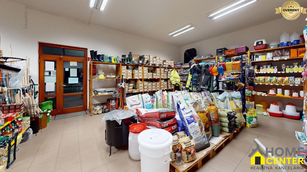 NA PREDAJ OBCHODNÝ A SKLADOVÝ PRIESTOR PRI HLAVNEJ CESTE, HURBANOVO 5