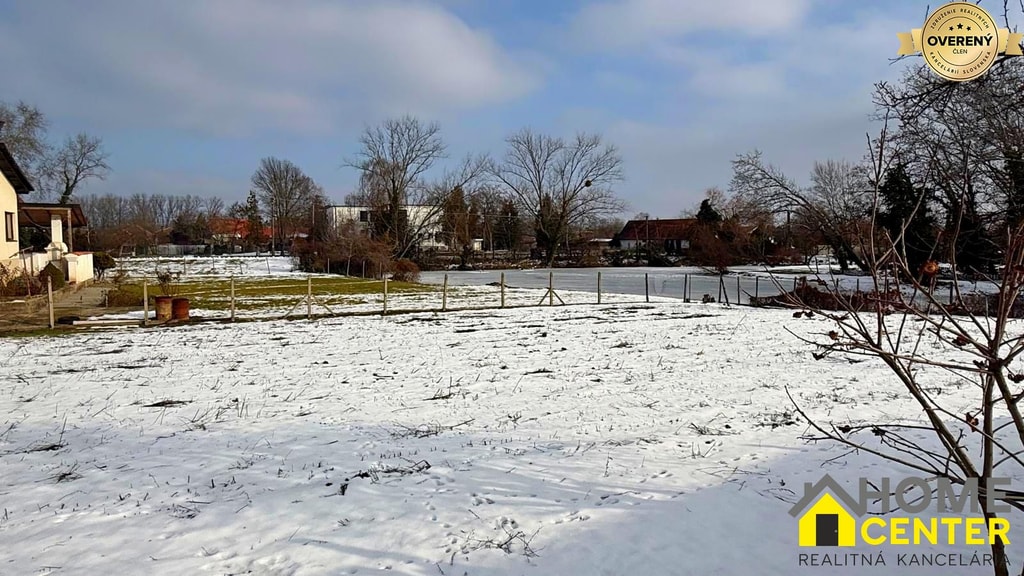 DVA DOMY S VEĽKÝM POZEMOK PRI JAZERE A RIEKE – MARTOVCE 3