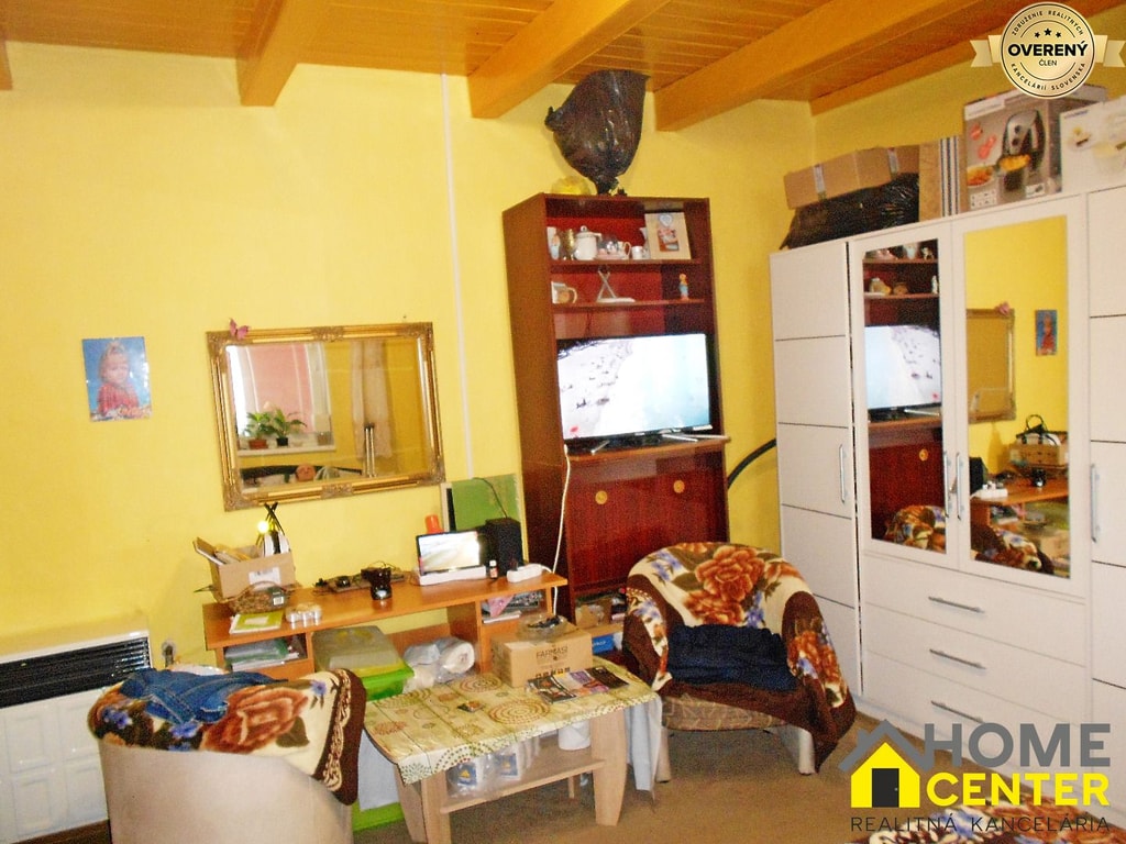 Na predaj : útulný 3a pol izbový dom , Šurany , bezbarierový 5