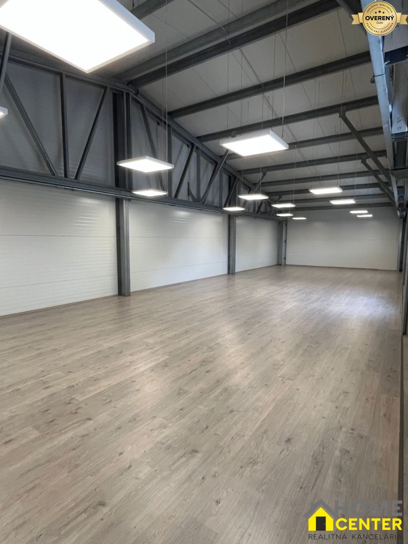 NA PRENÁJOM montovaná hala s garážou /250 m2/,A.Jedlika, Komárno 4