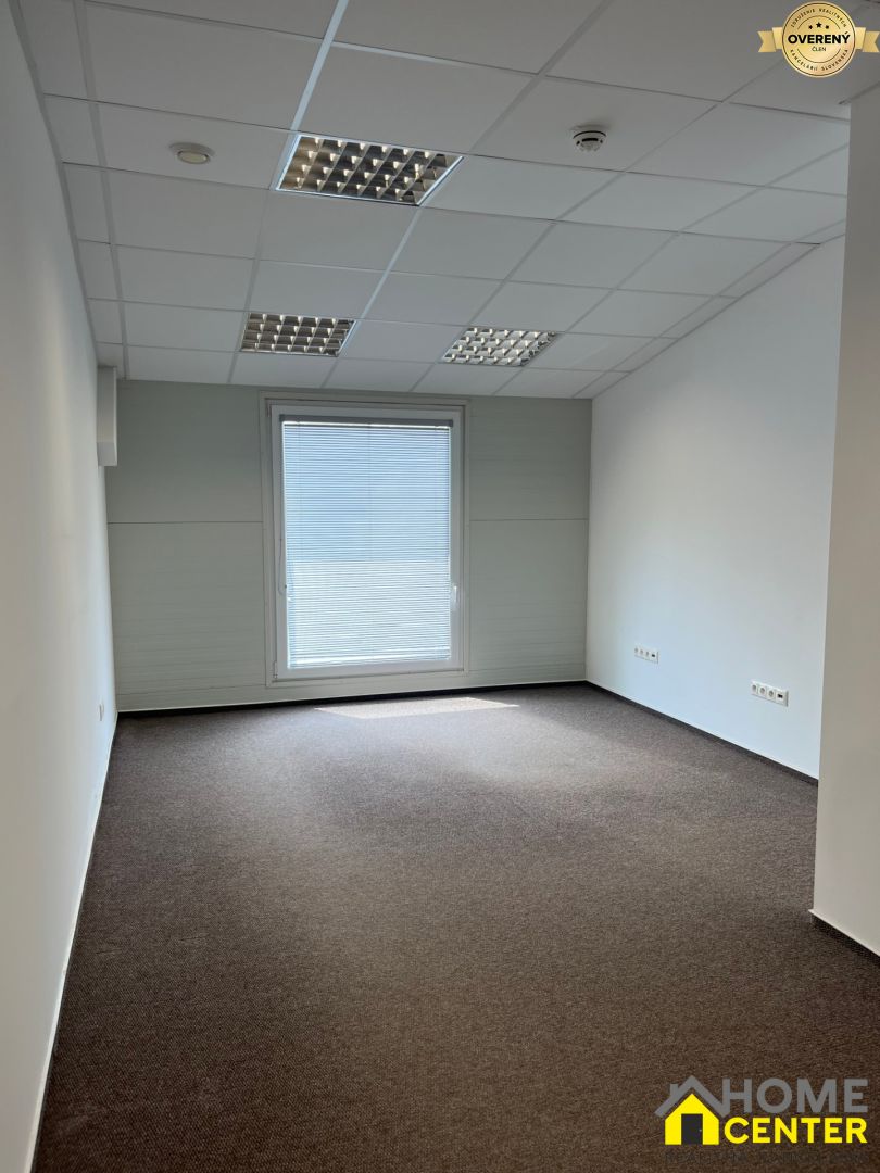 NA PRENÁJOM montovaná hala /270 m2/, A.Jedlika, Komárno 4