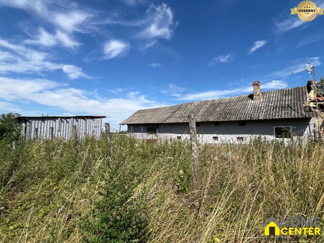 NA PREDAJ: ZA ZNÍŽENÚ CENU pozemok /1300m2/ so starým domom, Komárno