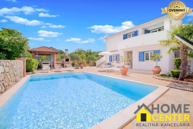Atraktívna vila /230 m²/ s bazénom a záhradou, ISTRIA, ostrov KRK