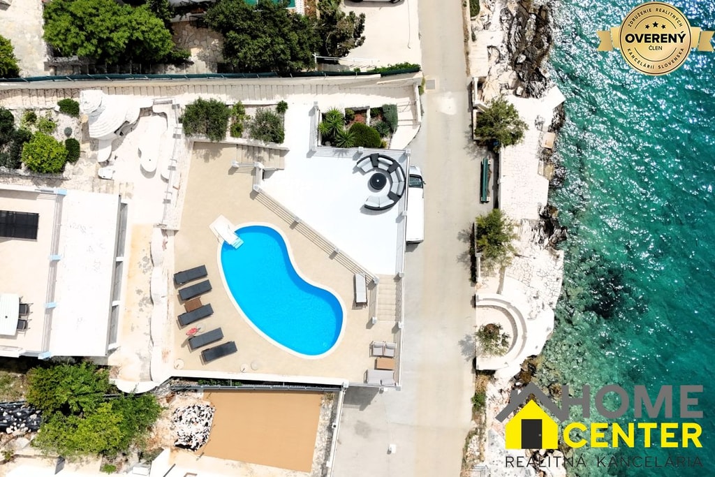 Apartmánová vila /500 m²/ pri mori, Dalmátsko, mestečko Marina 2