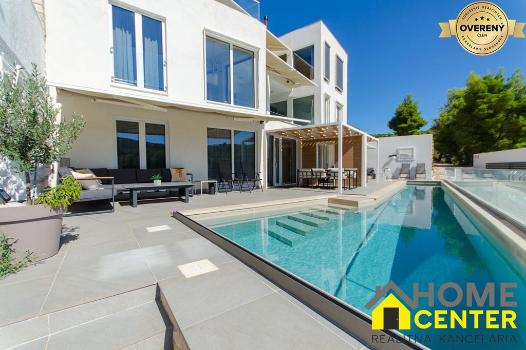 NA PREDAJ prekrásny novopostavený dom / 494 m²/ ostrov Brač, Bobovišća 2