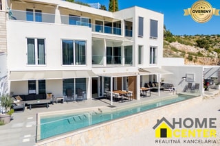 NA PREDAJ prekrásny novopostavený dom / 494 m²/ ostrov Brač, Bobovišća