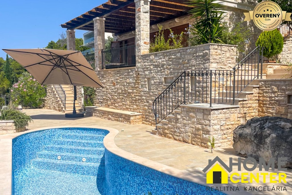 Na predaj ZREKONŠTRUOVANÁ KAMENNÁ VILA /200 m²/ Dalmátsko, Korčula 4